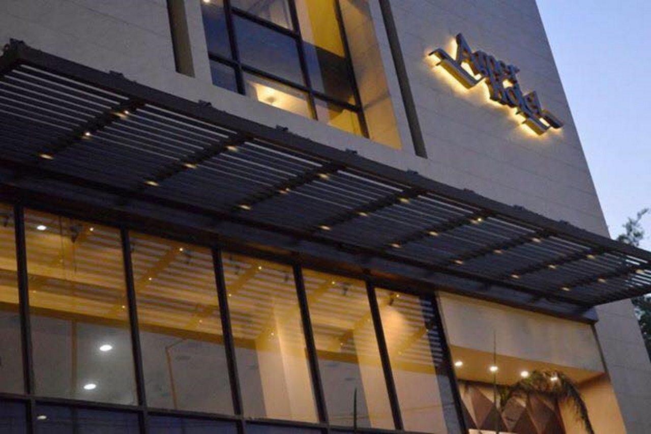 Amer Hotel Lahore Exterior photo
